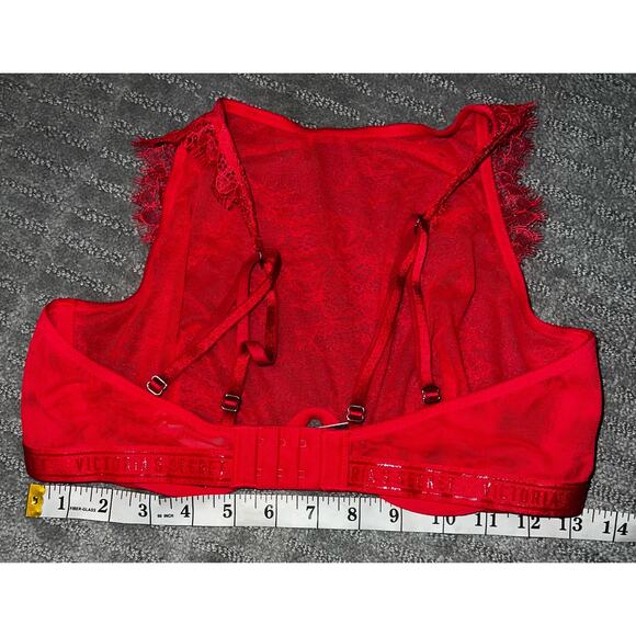 Victoria Secret Bra Red Lace High Neck Eyelash Banded Logo Underwire 34DD NWT - Picture 4 of 5